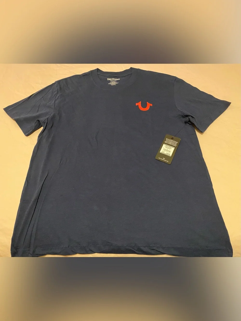 True Religion T-Shirt Size Large Men’s NWT